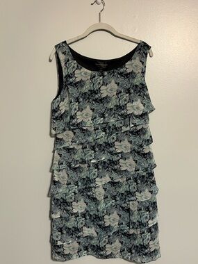 Connected Apparel Tiered Ruffle Floral Dress Size 14 NWT